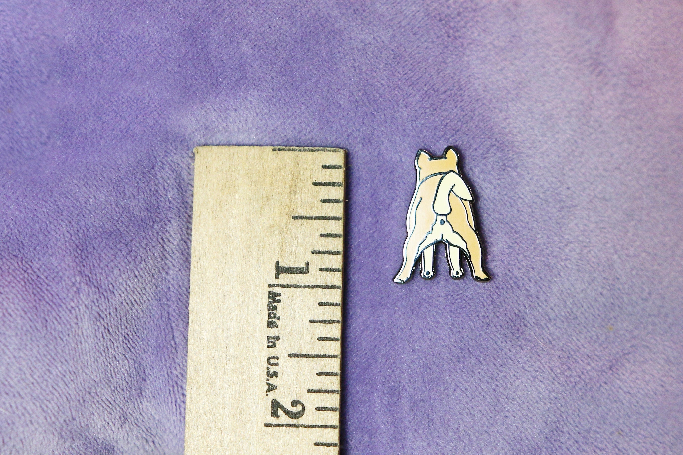 Shiba Inu Pooping Hard Enamel Lapel Pin